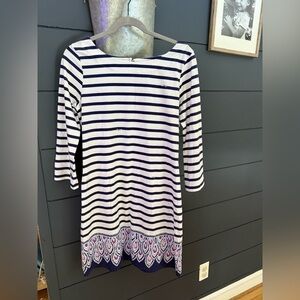 Lilly Pulitzer size medium Beacon Serene Stripe Navy White Dress